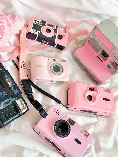 Pink Word, Lace Wallpaper, Pink Camera, Digi Cam, Camera Aesthetic, Cute Camera, Pink Lifestyle, Retro Gadgets, Vlogging Camera