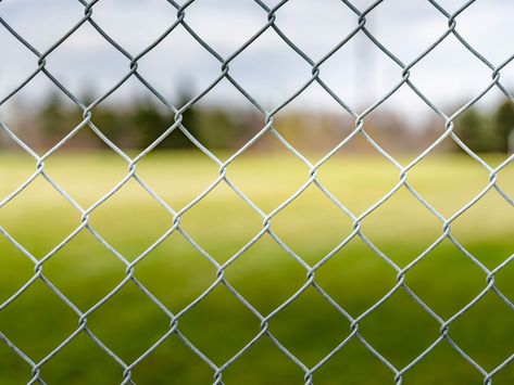 How To Repair a Chain Link Fence Chain Link Fence Privacy, Chain Link Fence Installation, Fence Fabric, Chain Link Fencing, Fence Privacy, Aluminum Fencing, Travel Quiz, Fencing Material, Fencing Companies