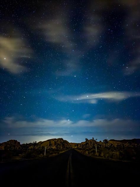 Astro Photography in Joshua Tree National Park Celestial Photography, Chicago Activities, Dark Sky Park, Park At Night, Astro Photography, Joshua Tree Wedding, Night Sky Photography, Midwest Travel, Best Shots