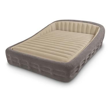 Camping Beds Comfortable, Camping Bed Ideas, Camping Air Mattress, Bed Comfy, Camping Cots, Camp Bed, Tenda Camping, Tunnel Tent, Inflatable Furniture