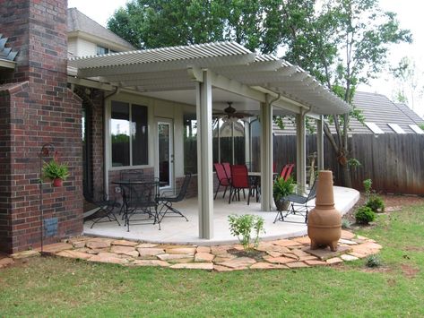 25 Innovative Pergola Ideas Blending Comfort and Beauty to your Outdoor Space! Pergola Lattice, Terrace Roof, Lattice Panels, Backyard Covered Patios, Pergola Diy, Covered Patio Design, Outdoor Fireplace Patio, Patio Pergola, Outdoor Patio Designs