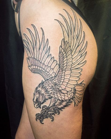 Punchy Tattoos, Koi Dragon Tattoo, American Traditional Tattoo Ideas, Traditional Tattoo Ideas, Traditional Tattoo Designs, Skull Sleeve Tattoos, Western Tattoos, Eagle Tattoos, Leg Tattoos Women