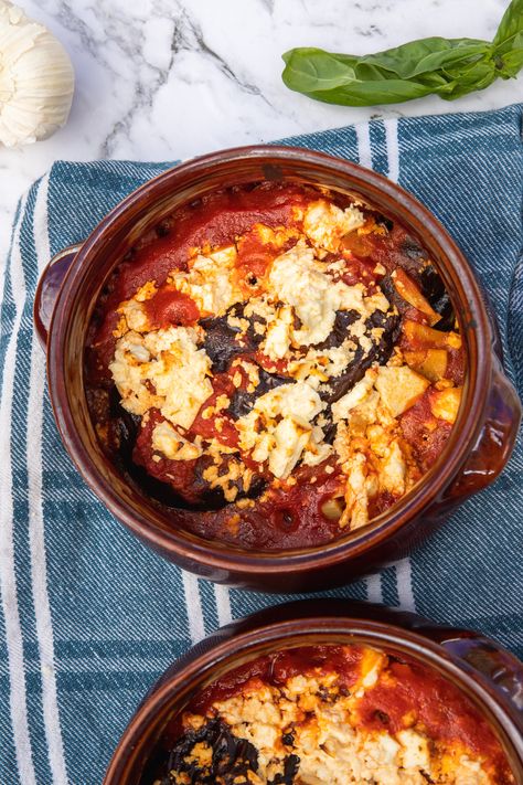 Aubergine And Feta Recipe, Baked Eggplant And Zucchini Recipes, Eggplant Lunch Recipes, Aubergine And Tomato Recipes, Eggplant Tomato Bake, Eggplant And Tomato Recipes Baked, Eggplant Recipes Greek, Eggplant Greek Recipe, Eggplant And Feta Recipes