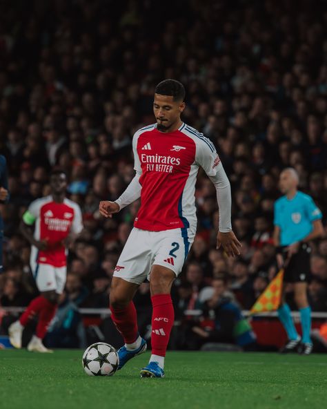 Saliba Arsenal, William Saliba, Arsenal Soccer, Brownies Cookies, Liverpool Fc, Arsenal, Brownies, Liverpool, Soccer