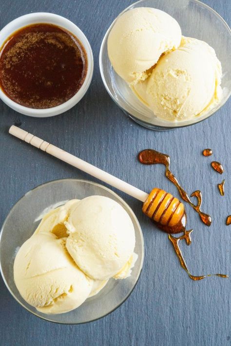 Burnt Honey Ice Cream Honey Dessert, Honey Ice Cream, Gelato Ice Cream, Gelato Recipe, Frozen Yoghurt, Homemade Ice Cream Recipes, Sorbet Recipes, Ice Cream Popsicles, Ice Cream Desserts