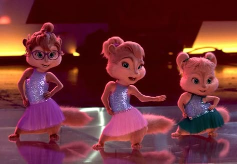 Movie Trios, Alvin And The Chipmunks Pfp, Alvin And Chipmunks Movie, Alvinnn!!! And The Chipmunks, Chipmunks Movie, The Chipettes, Descendants Cast, Classy Halloween Costumes, Disney Theory