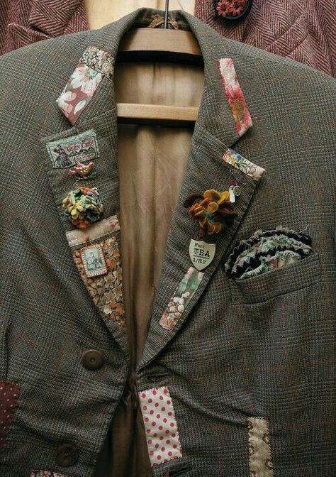 Julie Arkell, Ropa Upcycling, Upcycled Jackets, Mode Hippie, Embellished Clothing, Repurposed Clothing, Altered Couture, Embellished Jacket, Altering Clothes