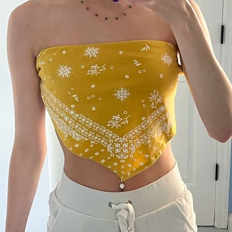 yellow bandana paisley crop top Bandana Tops, Yellow Bandana, Bandana Top, Forever 21 Tops, Fashion Shop, Paisley, Going Out, Bundles, Crop Top