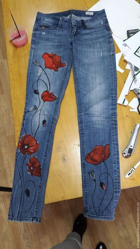 Ideas Para Pintar Jeans, Återvinna Jeans, Jeans Recycling, Jeans Refashion, Painted Clothes Diy, Painted Clothing, Fabric Painting On Clothes, Diy Jeans, Mode Hippie