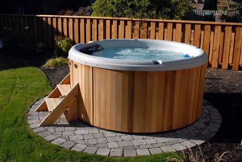 Backyard Patio With Round Hot Tub : Choosing The Best Round Hot Tub Small Hot Tub, Round Hot Tub, Hot Tub Surround, Hot Tub Designs, Diy Hot Tub, Backyard Hammock, Relaxing Backyard, Hot Tub Deck, Hot Tub Backyard