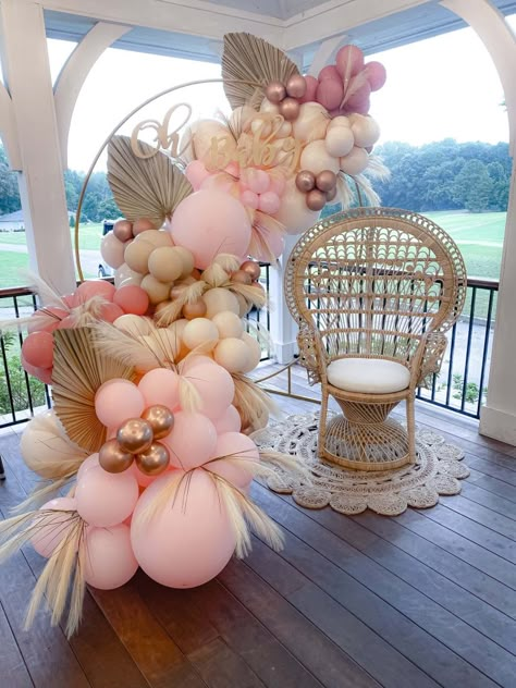 Round Arch Backdrop Balloons, Boho Balloon Decor, Boho Balloon Garland Backdrop, Baptism Balloon Garland, Boho Backdrop Ideas, Bohemian Party Ideas, Birthday Ballon Decorations, Boho Baby Shower Backdrop, Boho Balloon Arch