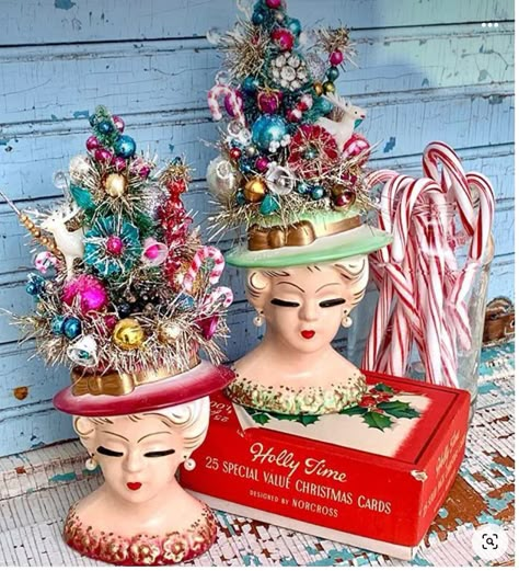 Vintage Christmas Decorations 1950s Diy, Christmas Treats Gifts, Vintage Christmas Decorations 1950s, Simple Christmas Ideas, Hard Candy Christmas, Christmas Display Ideas, Atomic Christmas, Christmas Craft Decor, Tabletop Christmas Trees