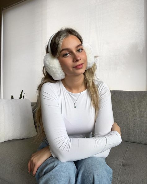 White long sleeve tops are a must for the upcoming transitional weather. ❄️🌱 Outfit links on my LTK #whitetop #earmuffs #winteroutfitideas #whitelongsleeve #cuteclothes White Earmuffs Outfit, White Long Sleeve Tops, Women Crop Tops, Outfit Links, White Long Sleeves, Easy Winter Outfit, All White Outfit, White Long Sleeve Top, Women's Headwear