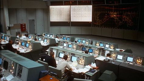 Atomic Space Age, Johnson Space Center, Architect Magazine, Nasa Apollo, Nasa Missions, Mission Control, Control Room, Apollo Missions, Computer History