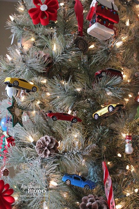 Muscle Cars Ornaments by Jennifer Priest #SmartFunDIY #Ornaments #Christmas Hot Wheels Ornaments Diy, Nightmare Before Christmas Trunk, Christmas Trunk Or Treat Ideas, Trunk And Treat, Christmas Trunk Or Treat, Diy Toy Car, Trunk Or Treat Ideas, Modern Christmas Ornaments, Slim Christmas Tree