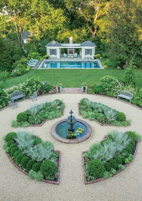 French Garden Design, Ideas Jardin, Formal Garden Design, Parterre Garden, Potager Garden, Garden Design Plans, Formal Gardens, Home Landscaping, French Garden