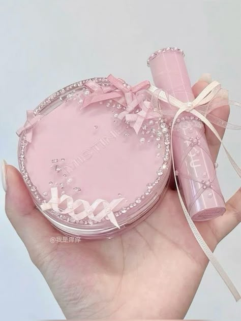 light pink makeup products (xkimikos) #makeup #pink #coquette Pink Cosmetics, Makeup Package, Pretty Pink Princess, Fancy Makeup, Pastel Pink Aesthetic, Pink Coquette, Pink Girly Things, Pink Vibes, Pink Makeup