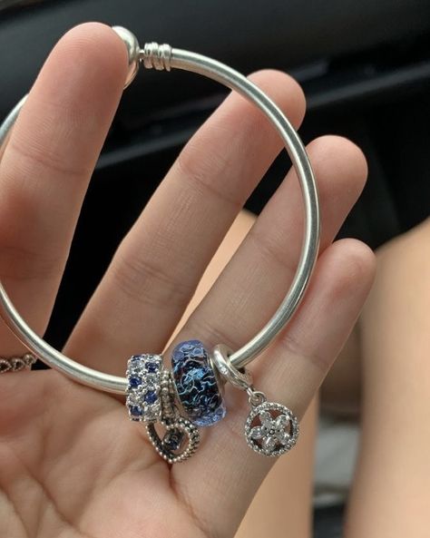 Pandora Bangle Bracelet Ideas, Pandora Open Bangle Ideas, Pandora Bracelet Ideas Sliver, Pandora Bracelet Blue Theme, Pandora Galaxy Bracelet, Pandora Bangle Bracelet, Pandora Bangle, Pandora Bracelet Charms Ideas, Pandora Bracelet Designs