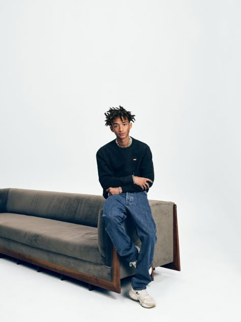 Levis 501 Outfit, 501 Outfit, Aesthetic Retro Outfit, Jaden Smith Fashion, Face Magazine, Y2k Photoshoot, The Face Magazine, Canadian Tuxedo, Mens Photoshoot Poses