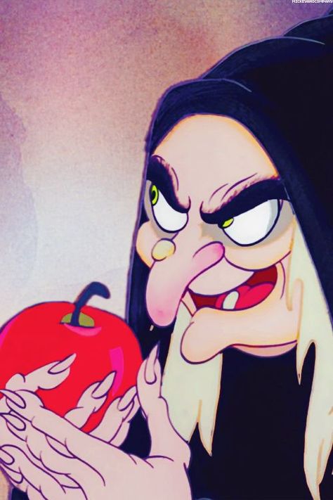 Evil Queen Drawing, Disney Villains Wallpaper, Villains Wallpaper, Queen Grimhilde, Snow White Witch, Queen Wallpaper, Snow White Evil Queen, Evil Disney, Sette Nani