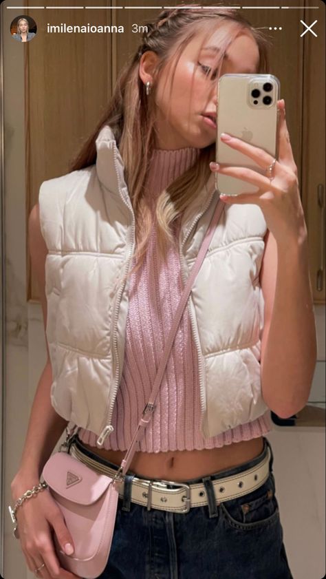 White Puffer Vest Outfit, Winter Outfit Board, White Puffer Jacket Outfit, Outfits With Vest, Soft Pink Coquette, Puffy Vest Outfit, Uni Ootd, Styling Turtlenecks, Cropped Jacket Outfit