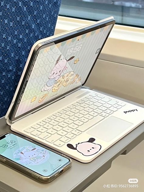 Sanrio Keyboard, Ipad Decorations, Ipad Case Stickers, Samsung Galaxy Tablet, Ipad Essentials, Cute Ipad Cases, Cute Stationary School Supplies, Retro Gadgets, Study Stationery