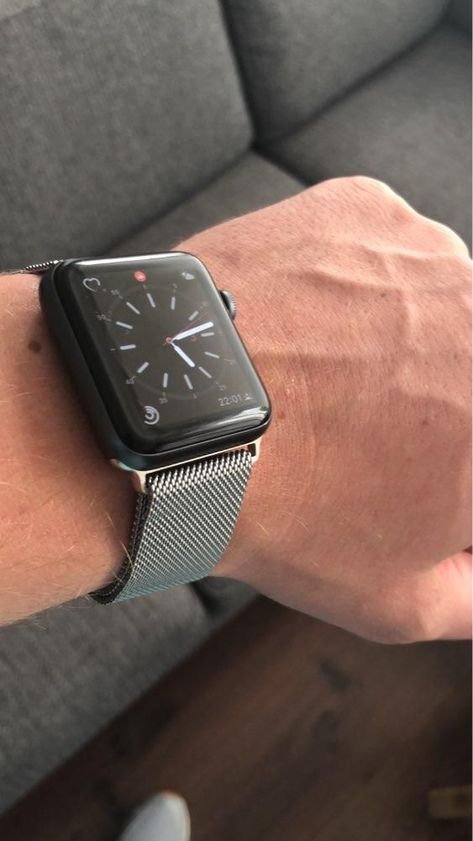 A stainless steel Lerxiuer Milanese Loop Apple Watch strap which is available in a multitude of colours with an adjustable clasp. The woven mesh design wraps fluidly around your wrist a combination of fashion durability and elegance. The buckle lugs are also made from stainless steel which locks onto the Apple Watch interface precisely and securely. Available in 15 different colours and 2 different widths for the Apple Watch Series 1 2 3 and 4.  A stainless steel Lerxiuer Milanese Loop Apple Wat Apple Watch Men, Apple Watch Silver, Apple Watch Fashion, Gold Apple Watch, Apple Watch Series 2, Apple Watch Accessories, Apple Watch Series 1, Stylish Watches, Apple Watch Strap