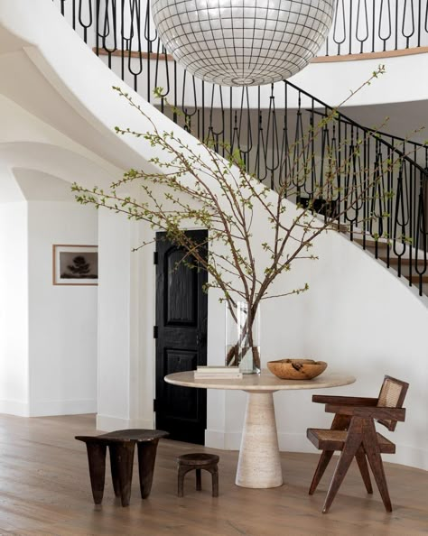 Estilo Charleston, Tattoo Modern, California Architecture, Stair Case, Luxe Interiors, Residential Interior Design, Mode Design, California Homes, Residential Interior