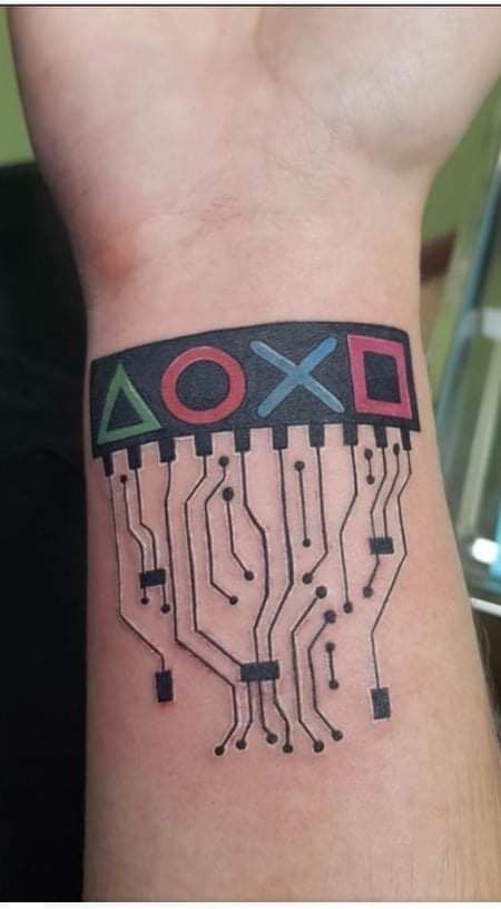 Video Game Tattoo Ideas, Game Tattoo Ideas, Playstation Tattoo, Circuit Tattoo, Game Tattoo, Tech Tattoo, Fantastic Video, Pikachu Tattoo, Gamer Tattoos