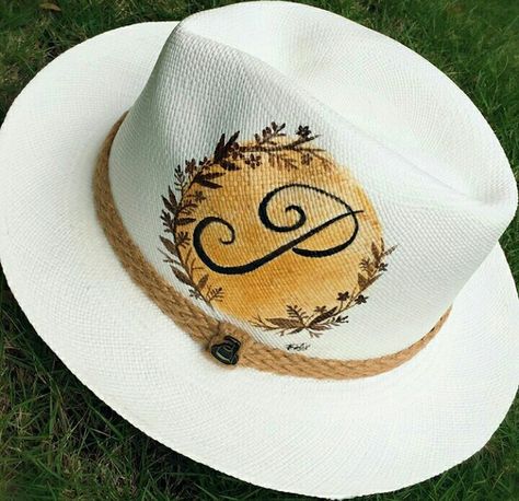 Hat Painting, Boho Hats, Painted Hats, Boho Hat, Straw Hats, Summer Hat, Beach Bags, Fabric Paint, Summer Hats