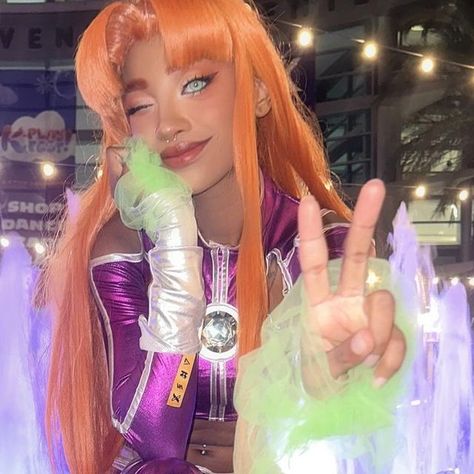 ☾Hxllow♥☽➡️ LAComicCon’2024 on Instagram: "Alien Princess 🌟 . . . . 🏷️ #starfire #starfirecosplay #teentitans #cosplay #cosplaygirls #costumeideas" Starfire Makeup, Starfire Halloween Costume, Starfire Halloween, Star Fire Cosplay, Starfire Costume, Starfire Cosplay, Alien Princess, Alien Cosplay, Halloween Coustumes