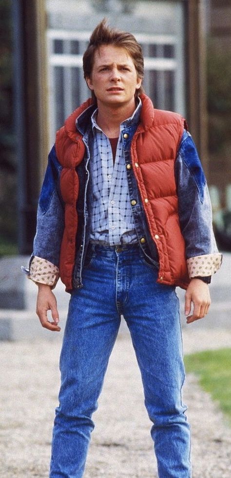 80s Movie Characters, 80s Characters, Hulk Character, Michael J Fox, J Fox, Marty Mcfly, Hippie Look, Last Minute Halloween Costumes, Michelle Pfeiffer