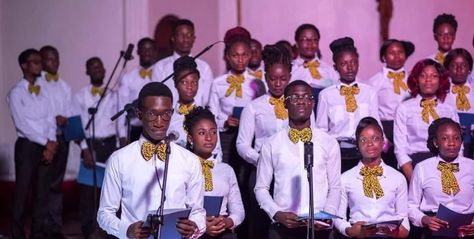 African Choir Uniform Ideas Church, Choir Uniform Ideas Church, Worship Team Outfits, Choir Uniforms, Church Interior Design, Uniform Ideas, African Bride, Church Choir, Church Fashion