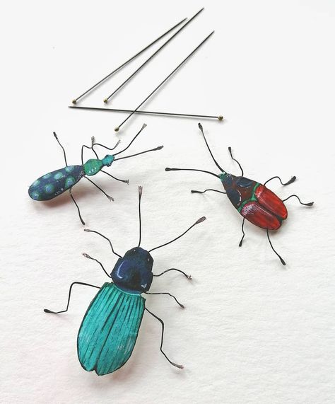 Liz Cooksey - Textile Artist (@liz_cooksey) • Instagram photos and videos Liz Cooksey, Collage Art Mixed Media, Textile Artist, Mixed Media Artists, Artist On Instagram, Textile Artists, Beetles, Handmade Paper, Textile Art