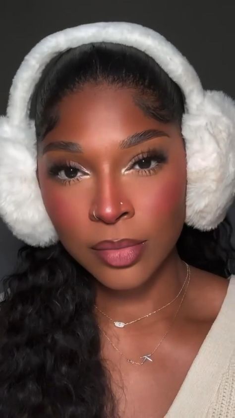 Cold Makeup Aesthetic, Aesthetic Winter Makeup, Winter Makeup Looks Ice Queen, Cold Weather Makeup, Im Cold Makeup, White Earmuffs, Winter Makeup Tutorial, Makeup Looks Winter, Black Women Makeup Tutorial