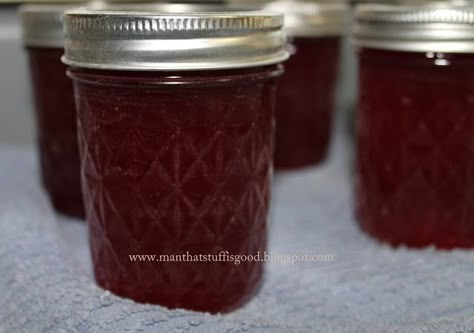 Charcuterie Christmas Gift, Cherry Jelly Recipes, Charcuterie Christmas, Homemade Grape Jelly, Black Cherry Juice, Cherry Jelly, Canning Jam, Homemade Jelly, Grape Jelly