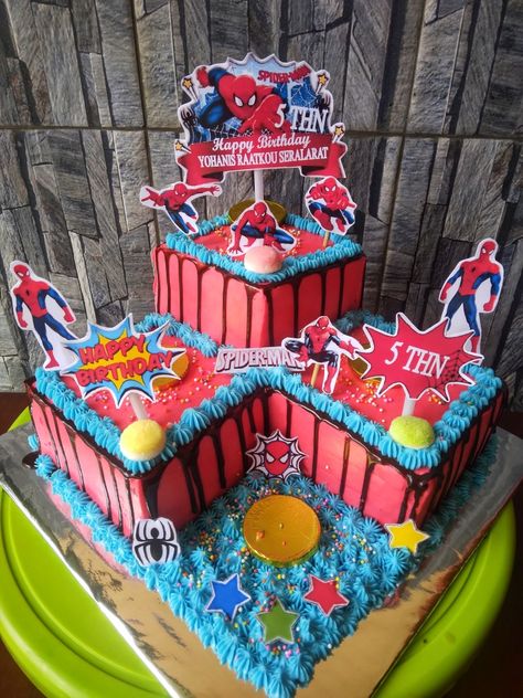 Square Cake, Spiderman Cake, Spiderman Birthday, Tart, Avengers, Spiderman, Birthday Cake, Square, Cake