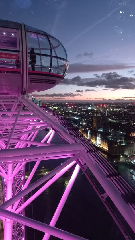 London Purple Aesthetic, London Eye Aesthetic Night, London Night Wallpaper, Night Aesthetic London, London At Night Aesthetic, London Eye Aesthetic, London Streets Aesthetic, London Eye Night, London Night Aesthetic