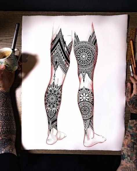 Geometric Tattoo Leg, Tato Maori, Japanese Leg Tattoo, Geometric Tattoo Sleeve Designs, Black Skull Tattoo, Wrist Tattoo Ideas, Geometric Mandala Tattoo, Filigree Tattoo, Geometric Sleeve Tattoo