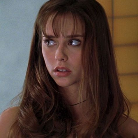 Jennifer Love Hewitt Young, 90s Latina, Julie James, One Of The Guys, Jennifer Love Hewitt, Perfect 10, Jennifer Love, Sarah Michelle Gellar, Strawberry Blonde