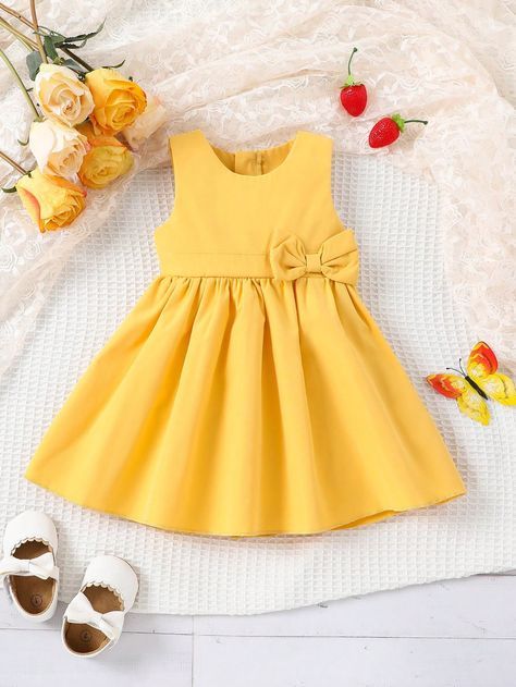 Baby Bow Front Sleeveless A-line Dress Kids Cotton Frocks Design, Babies Frocks, A Line Frock, Goodbye Message, Cotton Frocks For Kids, Frocks For Kids, Short Frock, Cotton Frocks, Embroidery Hoop Wall Art