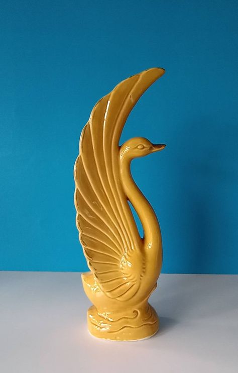 Swan Statue, 3d Tiskárna, Ceramic Swan, Historical Sculptures, Green Room Decor, Natural Wood Toys, Swan Planter, Swan Decor, Vintage Swan