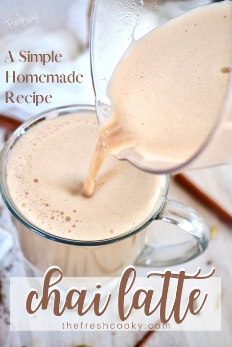 A homemade CHAI TEA LATTE with real food ingredients! This latte is so amazing and contains only healthy, natural ingredients. Recipe on www.thefreshcooky.com | #chai #latte #homemade #chaittea #hotdrinks #falldrinks #chaitearecipe Homemade Chai Tea Latte, Chai Tea Latte Recipe, Homemade Chai Tea, Homemade Chai, Chai Tea Recipe, Tea Latte Recipe, Tea Drink Recipes, Chai Tea Latte, Coffee Drink Recipes