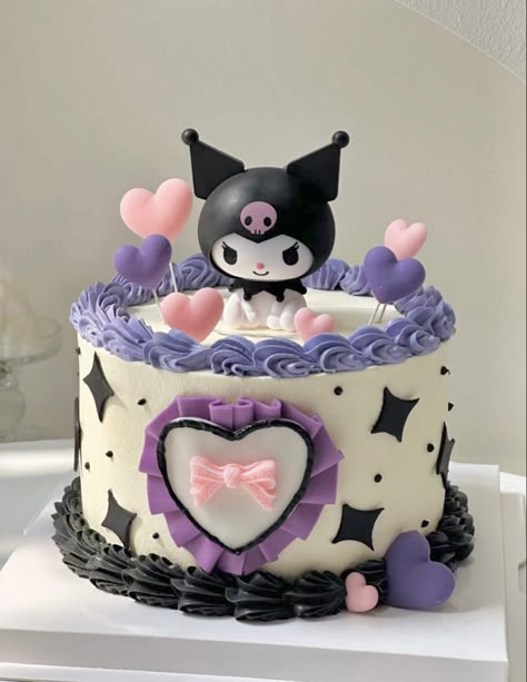 Kue Disney, Tort Hello Kitty, Bolo Da Hello Kitty, Hello Kitty Birthday Cake, Anime Cake, Hello Kitty Birthday Party, Mini Cakes Birthday, Creative Birthday Cakes, Hello Kitty Cake