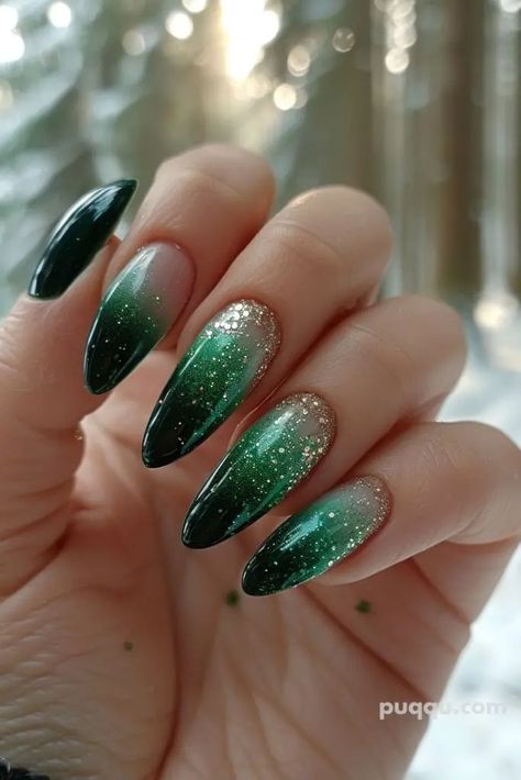 St. Patrick's Day Nails That Steal the Show - Puqqu Ombre Nails Green Shades, Saint Patrick Nail, St Patrick's Day Nails, Almond Acrylic Nails Designs, Emerald Nails, St Patricks Day Nails, Witchy Nails, Chrome Nails Designs, Cute Simple Nails