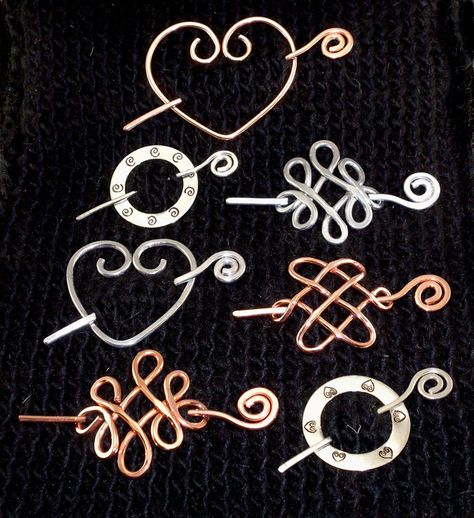 Black Scarf Scarf Pins Diy, Scarf Pins, Wire Jewelery, Wire Wrapped Jewelry Diy, Diy Wire Jewelry, Wire Work Jewelry, Shawl Pins, Handcrafted Artisan Jewelry, Homemade Jewelry