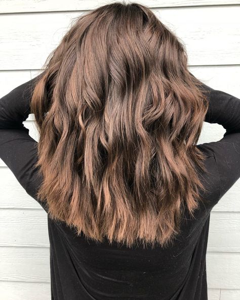 34 Choppy Layered Hairstyles That Will Flatter Anyone Chunky Layered Haircuts, Long Choppy Haircuts, Choppy Layers For Long Hair, Long Choppy Hair, Long Choppy Layers, Choppy Layered Hairstyles, Choppy Layered Haircuts, Choppy Haircuts, Choppy Layers