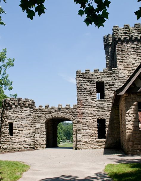 Squire's Castle..... Where I was married June 23, 2007 Lobby Christmas Decorations, Cleveland Metroparks, Castles In Europe, A Ghost Story, Folk Lore, Old Mansions, Ghost Story, Best Kept Secret, Travel Spots