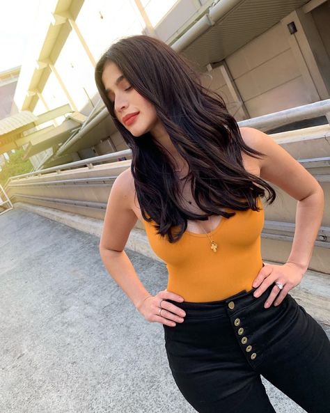 Anne Curtis (ctto) Anne Curtis Fashion, Anne Curtis Outfit, Ann Curtis, Anne Curtis Smith, Anne Curtis, Asian Wallpaper, Liza Soberano, Kate Beckinsale, Cymbals