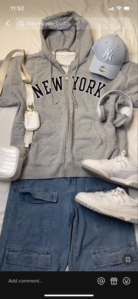 Grey hoodie outfit